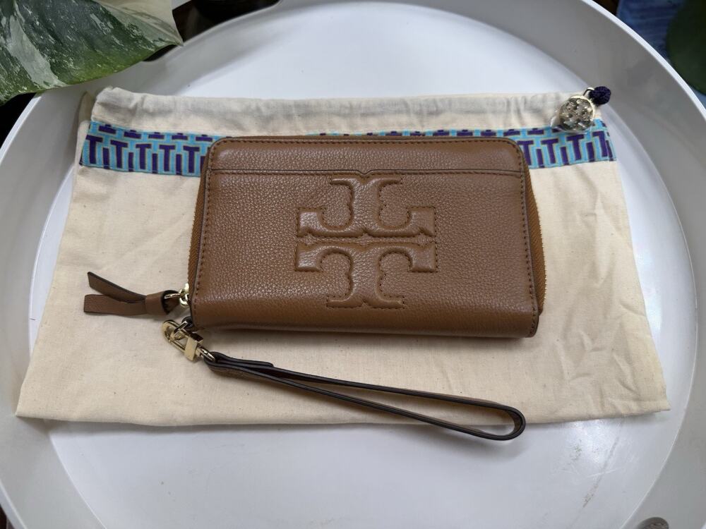 Tory Burch McGraw Zip Around Wristlet Wallet Leather Caramel Brown NWOT W Bag